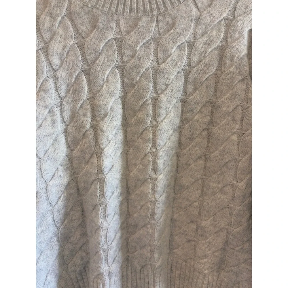 Evereve cable knit